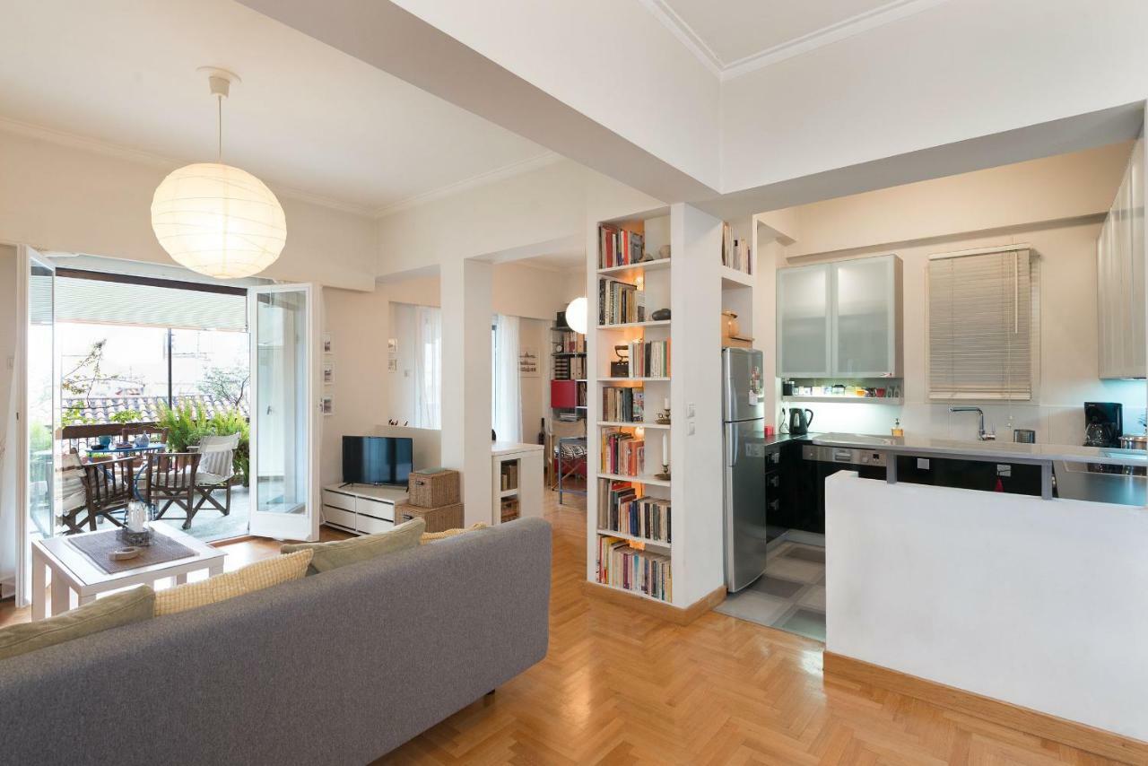 Stylish Flat With Veranda In The Heart Of Athen Eksteriør billede