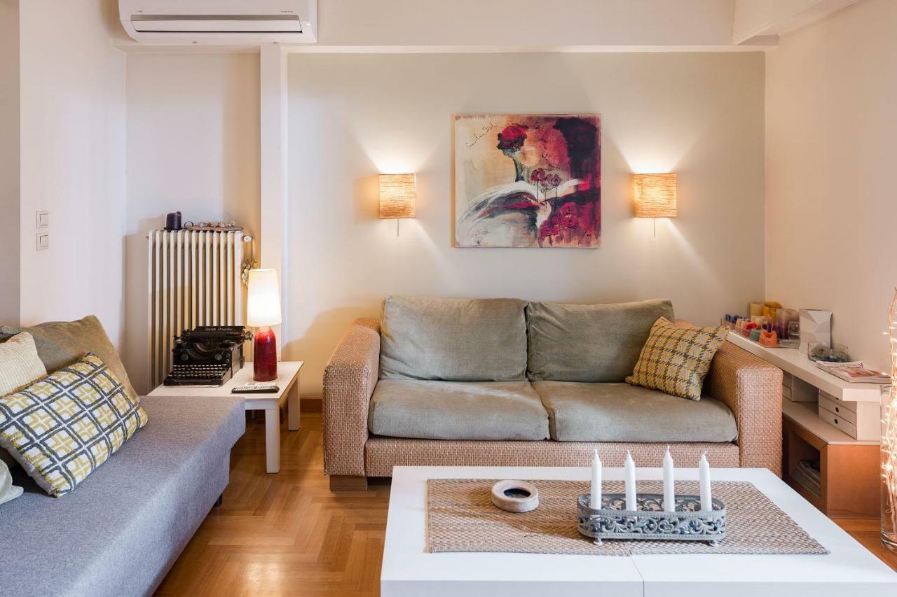 Stylish Flat With Veranda In The Heart Of Athen Eksteriør billede