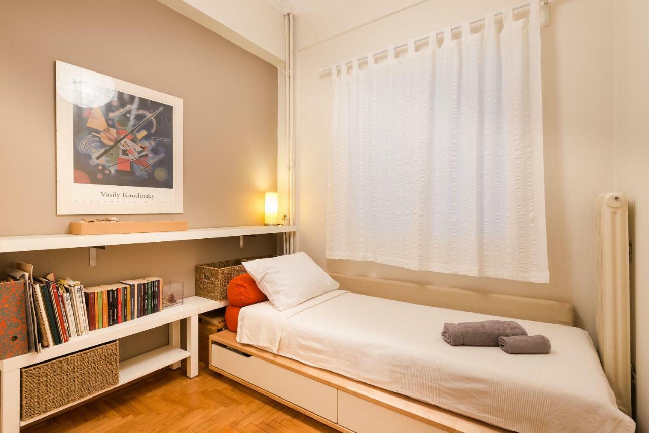 Stylish Flat With Veranda In The Heart Of Athen Eksteriør billede