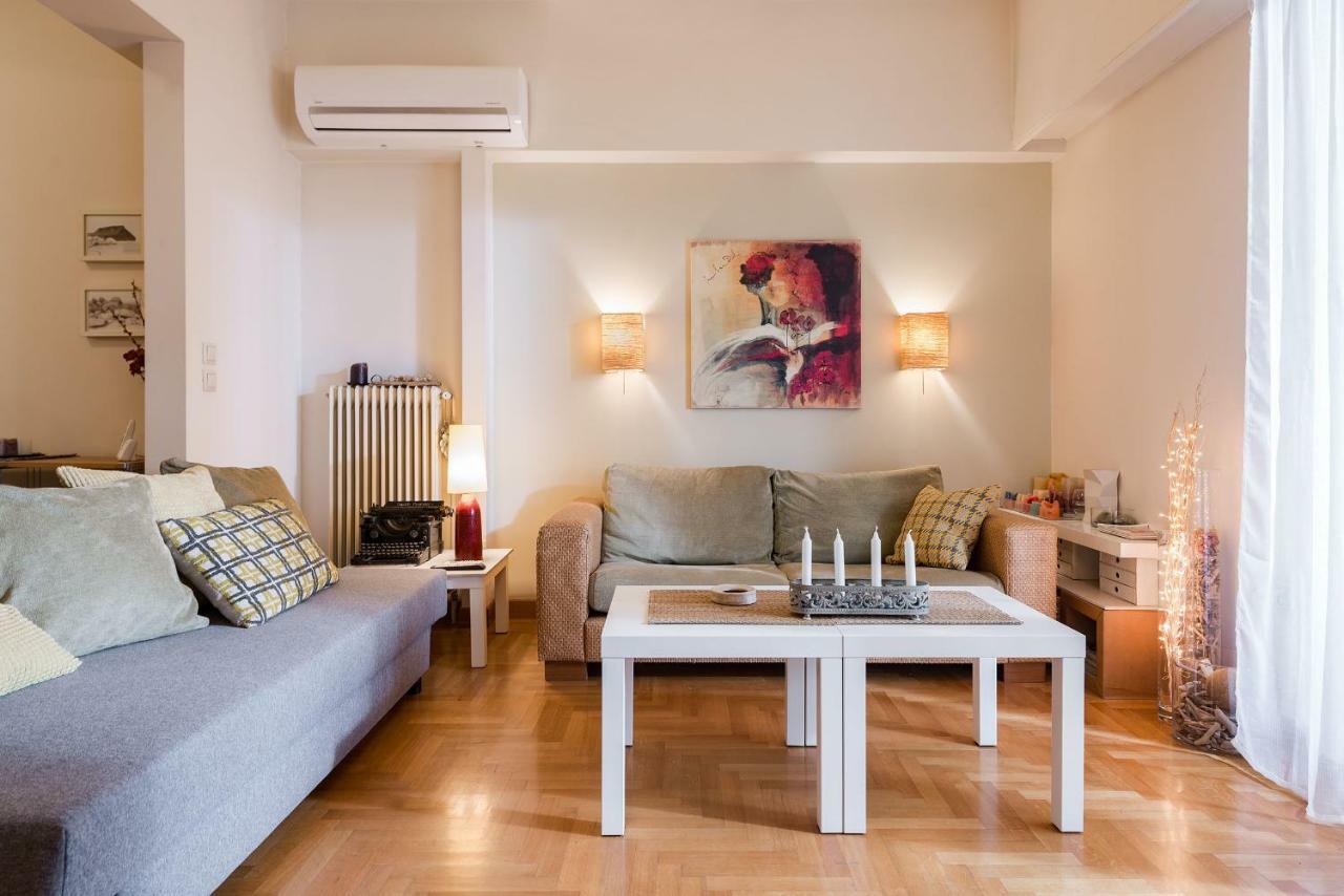 Stylish Flat With Veranda In The Heart Of Athen Eksteriør billede